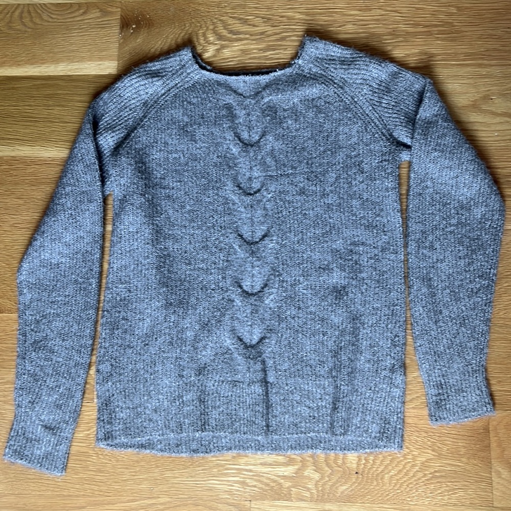 Max studio super soft sweater! EUC